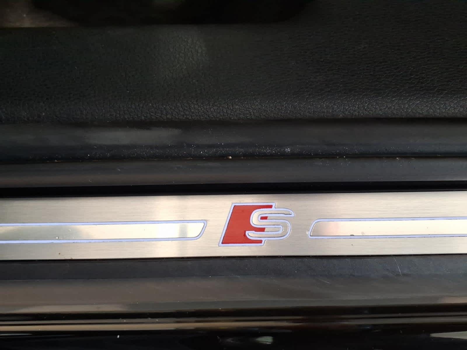 2024 Audi Q3 S line Premium 45 TFSI quattro
