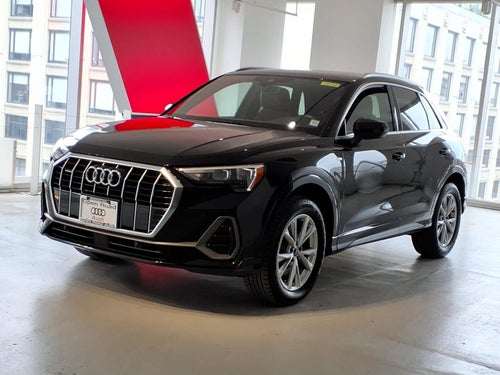 2022 Audi Q3 S line Premium 45 TFSI quattro
