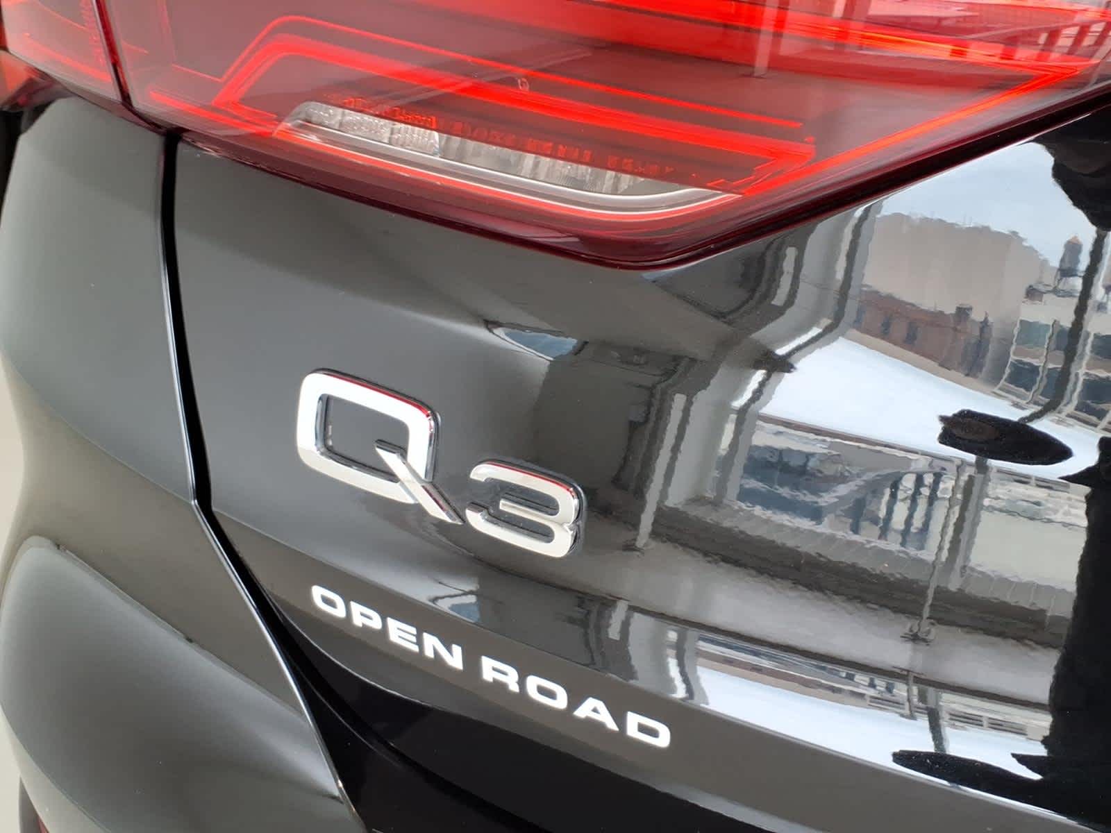 2022 Audi Q3 S line Premium 45 TFSI quattro