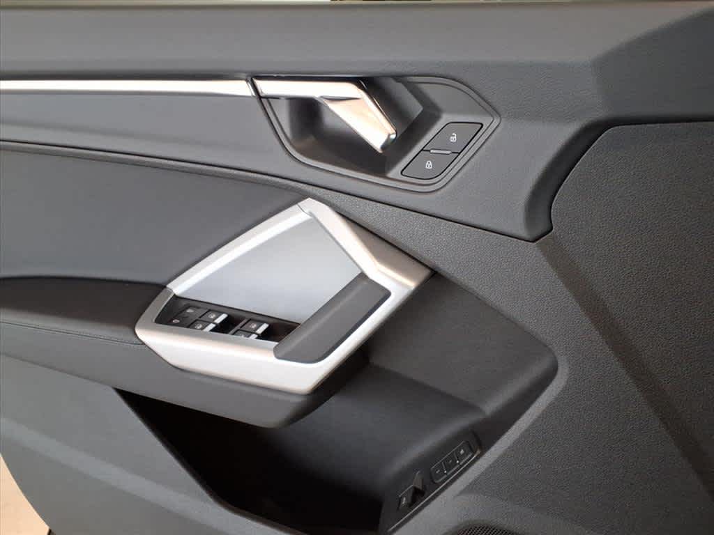2025 Audi Q3 S line Premium 45 TFSI quattro