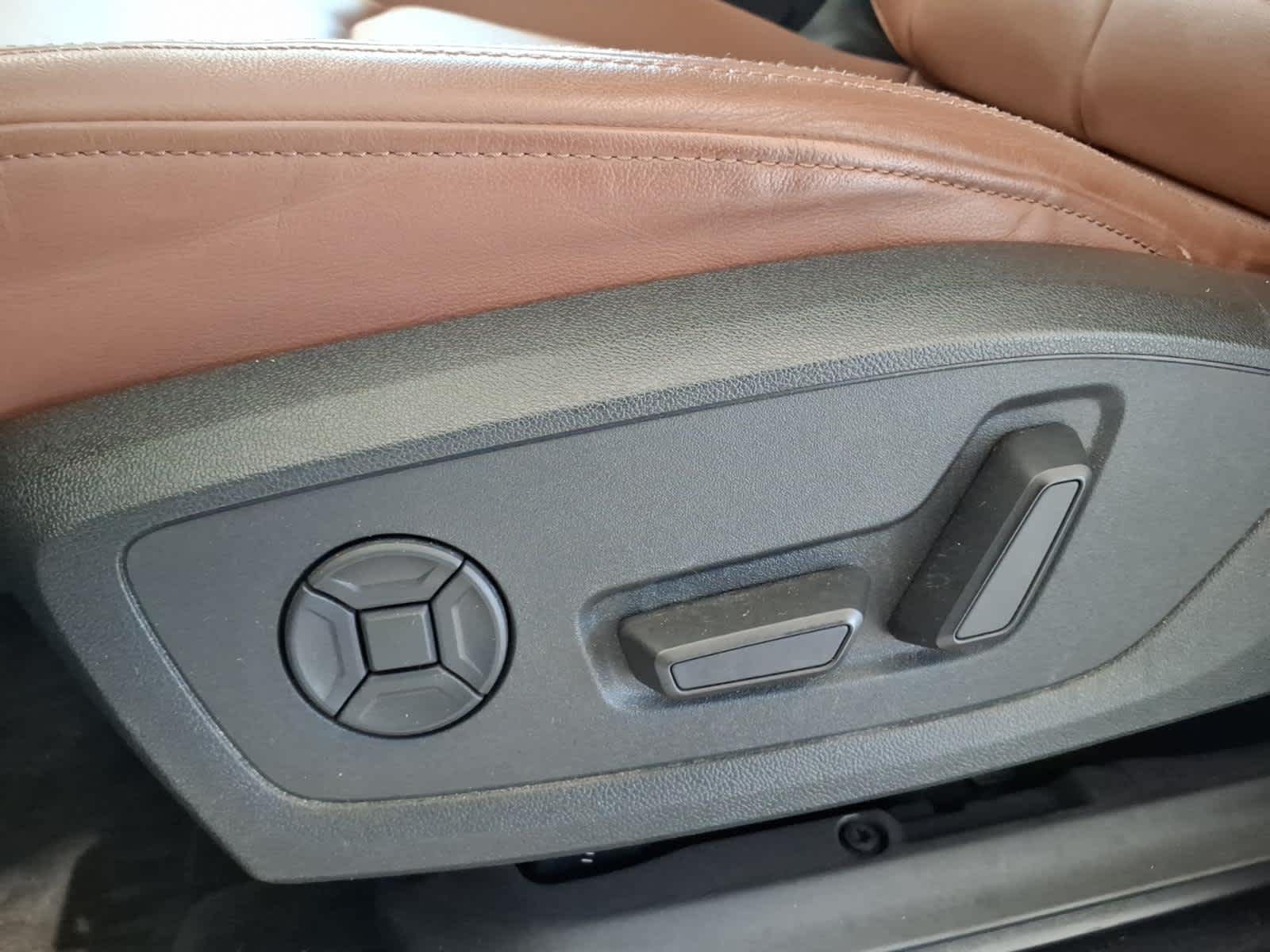 2020 Audi Q3 S line Premium 45 TFSI quattro