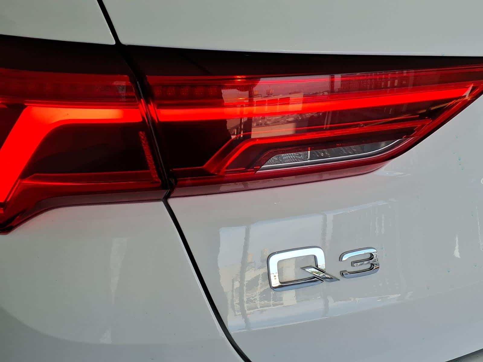 2020 Audi Q3 S line Premium 45 TFSI quattro