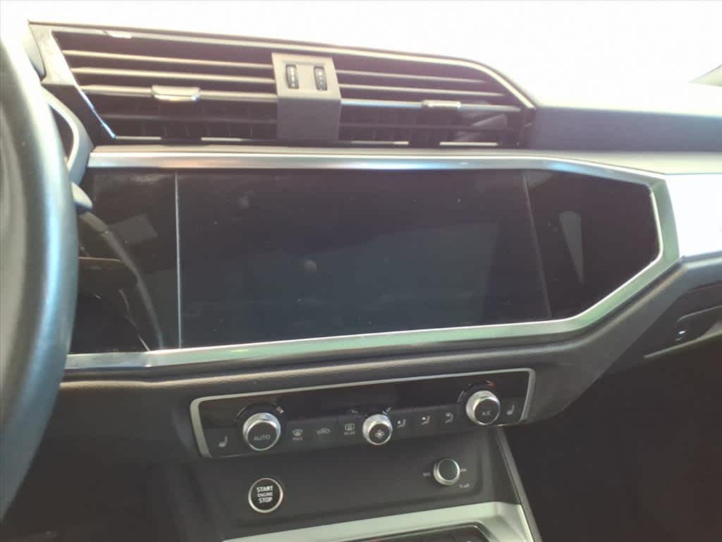 2021 Audi Q3 S line Premium 45 TFSI quattro