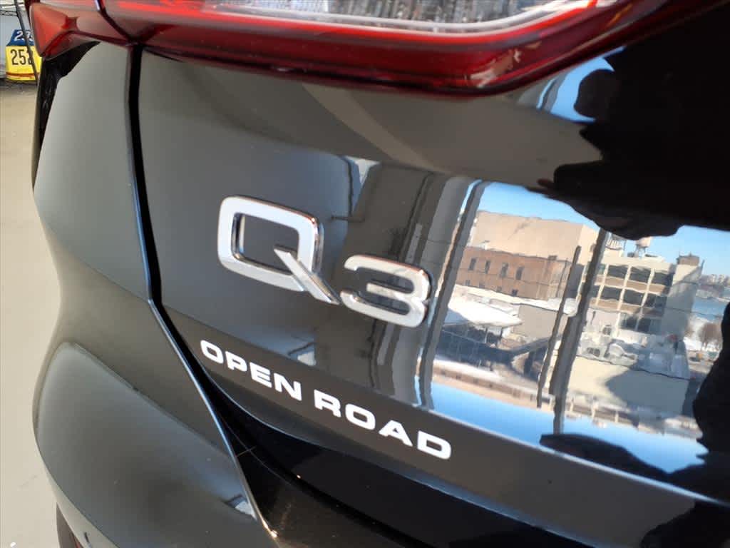 2021 Audi Q3 S line Premium 45 TFSI quattro