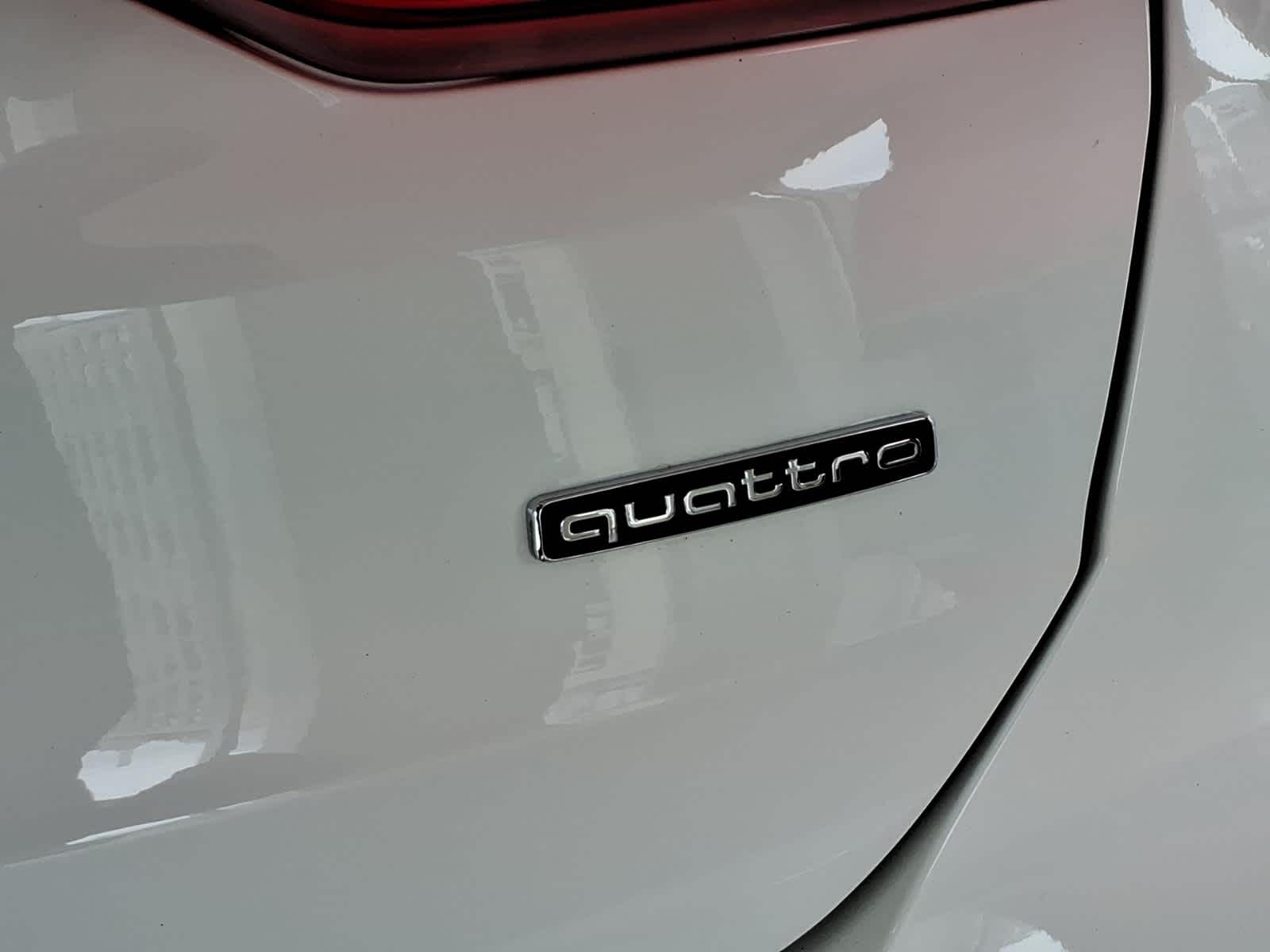 2023 Audi Q3 S line Premium 45 TFSI quattro
