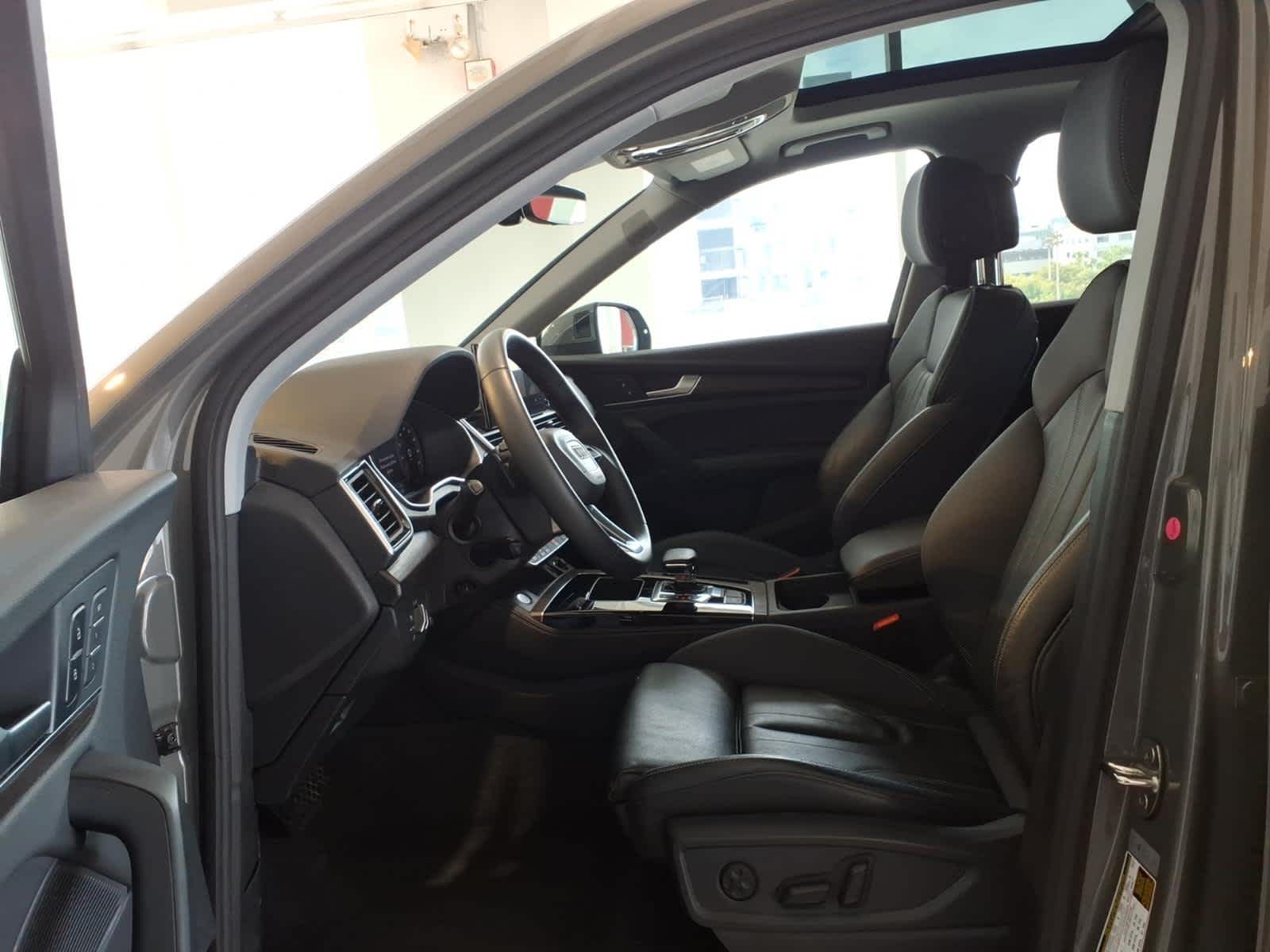 2025 Audi Q5 S line Premium Plus 45 TFSI quattro