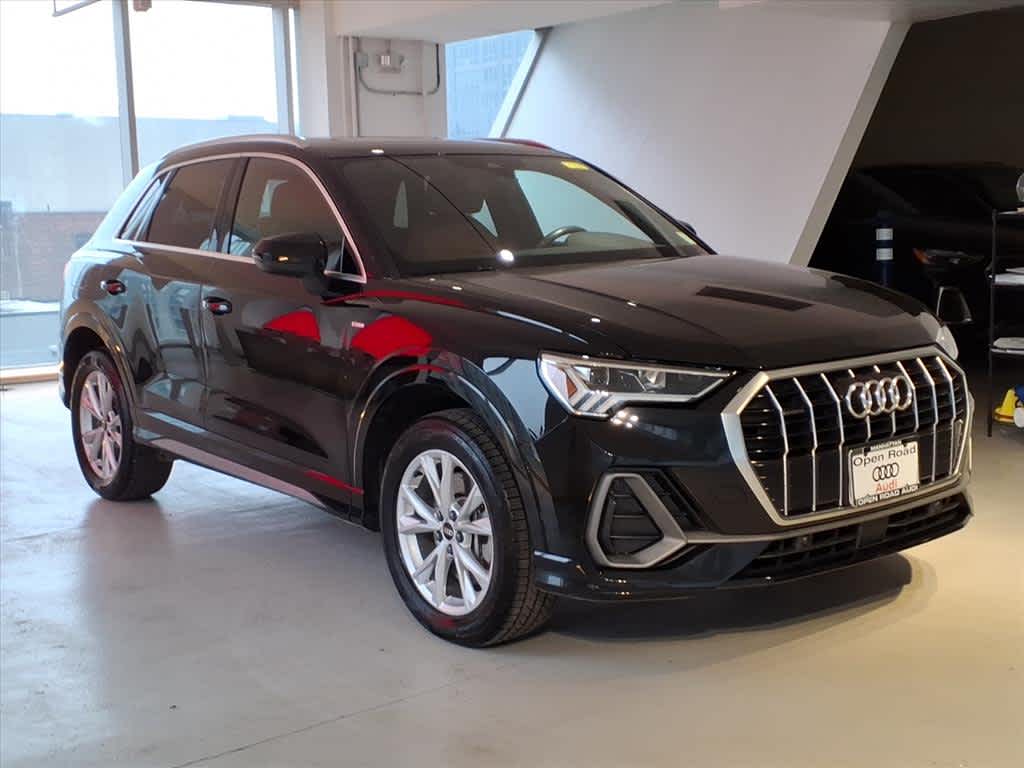 2021 Audi Q3 S line Premium Plus 45 TFSI quattro