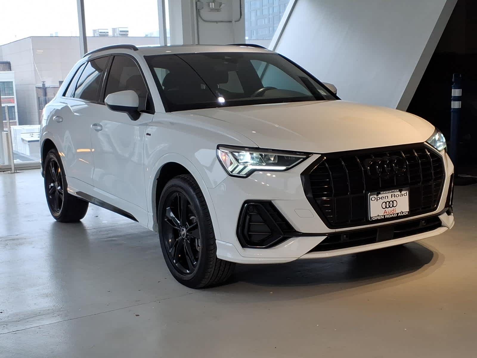 2023 Audi Q3 S line Premium Plus 45 TFSI quattro
