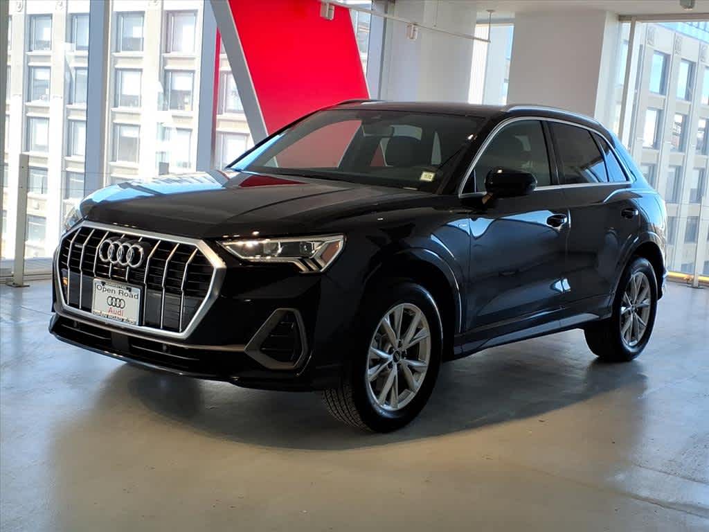 2025 Audi Q3 S line Premium Plus 45 TFSI quattro
