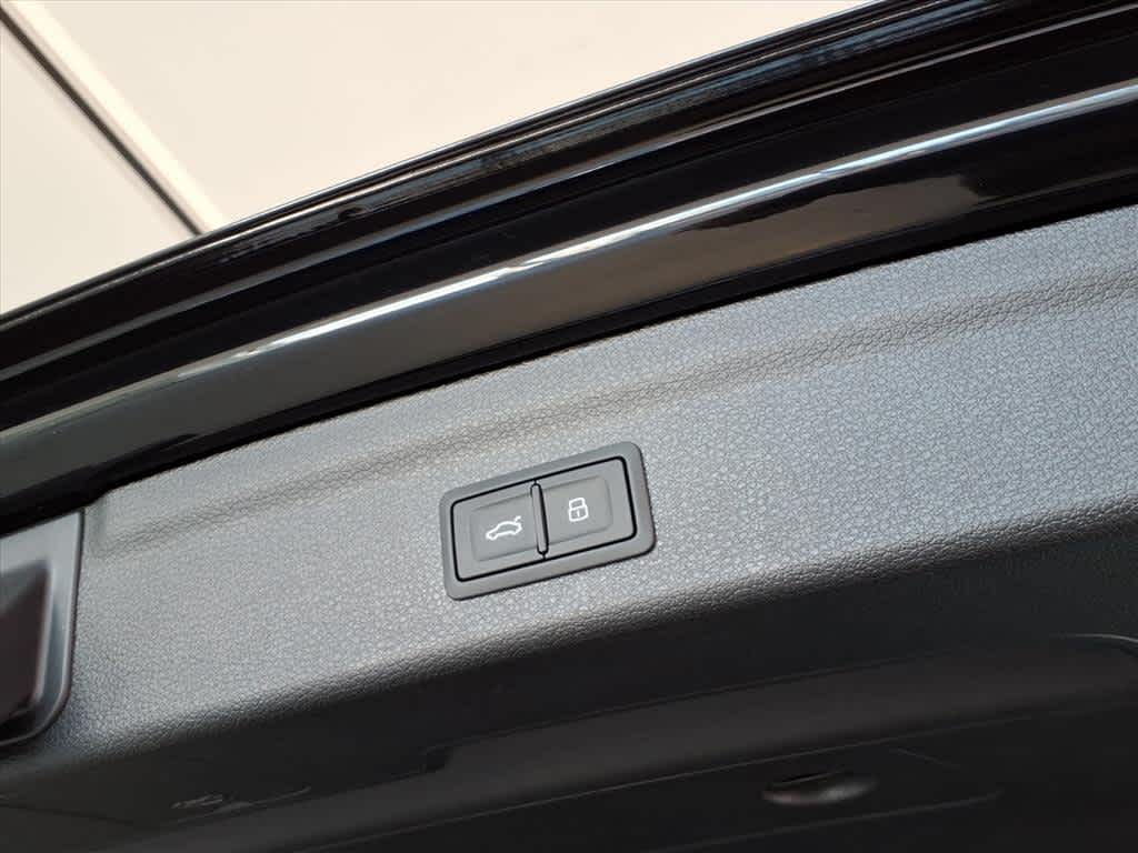 2025 Audi Q3 S line Premium Plus 45 TFSI quattro