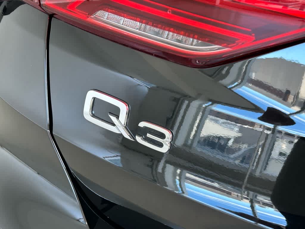 2025 Audi Q3 S line Premium Plus 45 TFSI quattro