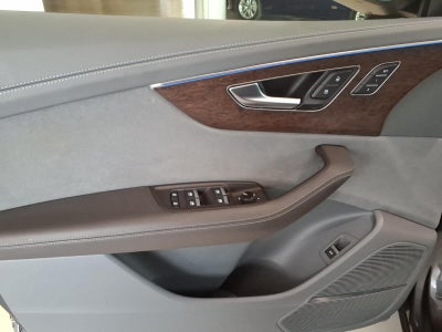 2024 Audi Q8 Prestige 55 TFSI quattro
