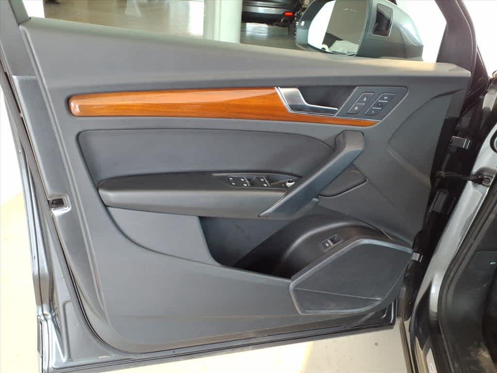 2023 Audi Q5 S line Premium 45 TFSI quattro