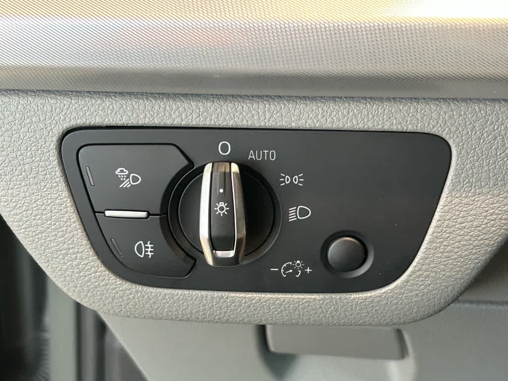 2025 Audi Q5 S line Premium 45 TFSI quattro