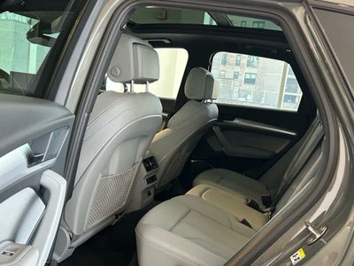 2025 Audi Q5 S line Premium 45 TFSI quattro