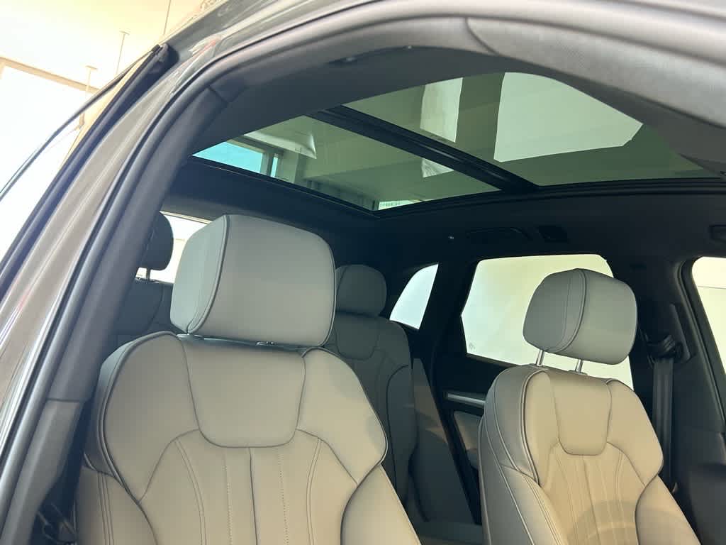 2025 Audi Q5 S line Premium 45 TFSI quattro