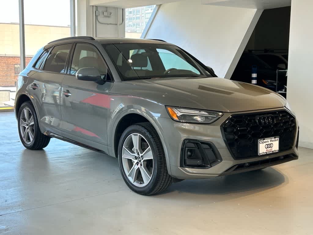 2025 Audi Q5 S line Premium 45 TFSI quattro