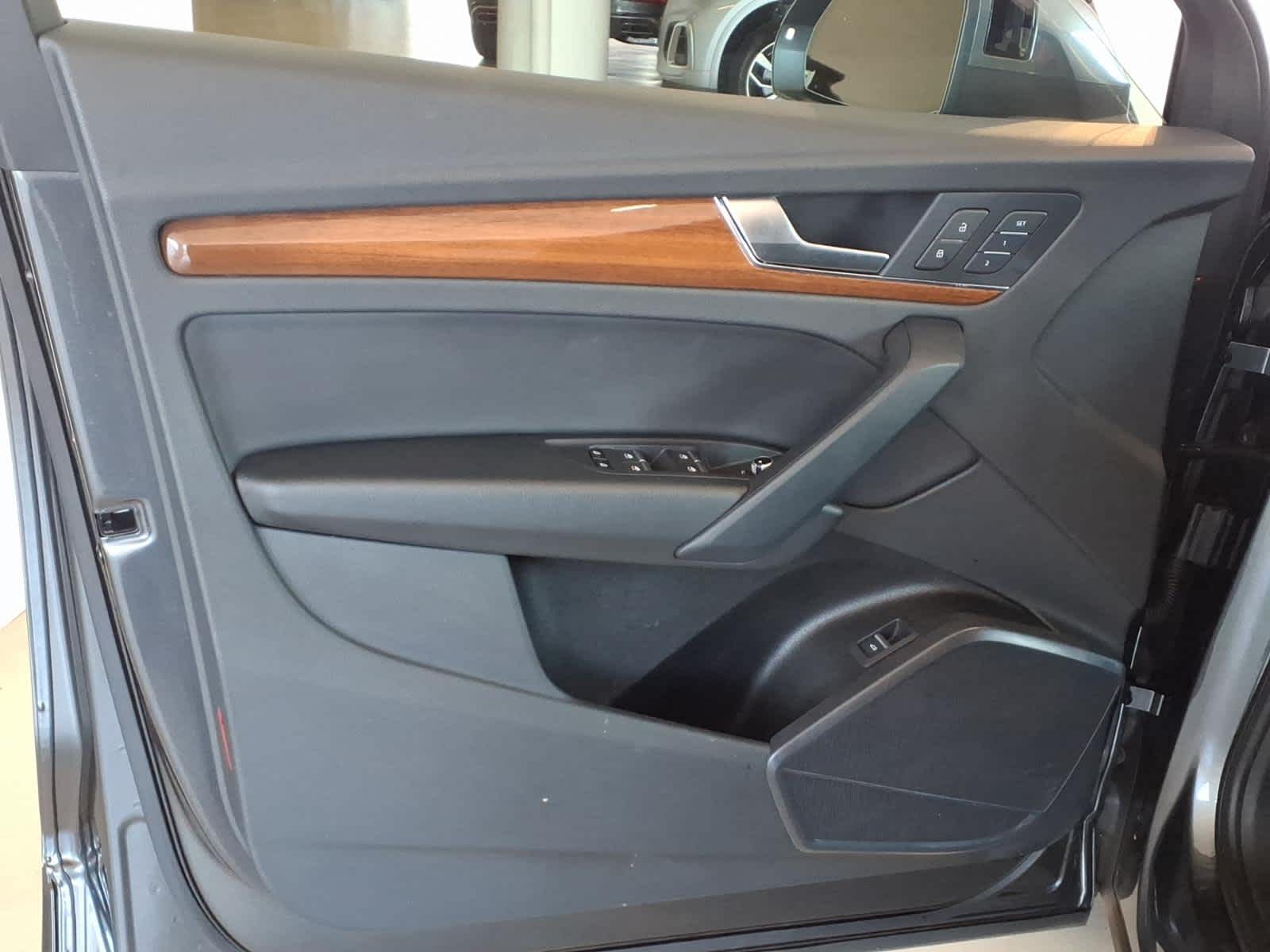 2023 Audi Q5 S line Premium 45 TFSI quattro