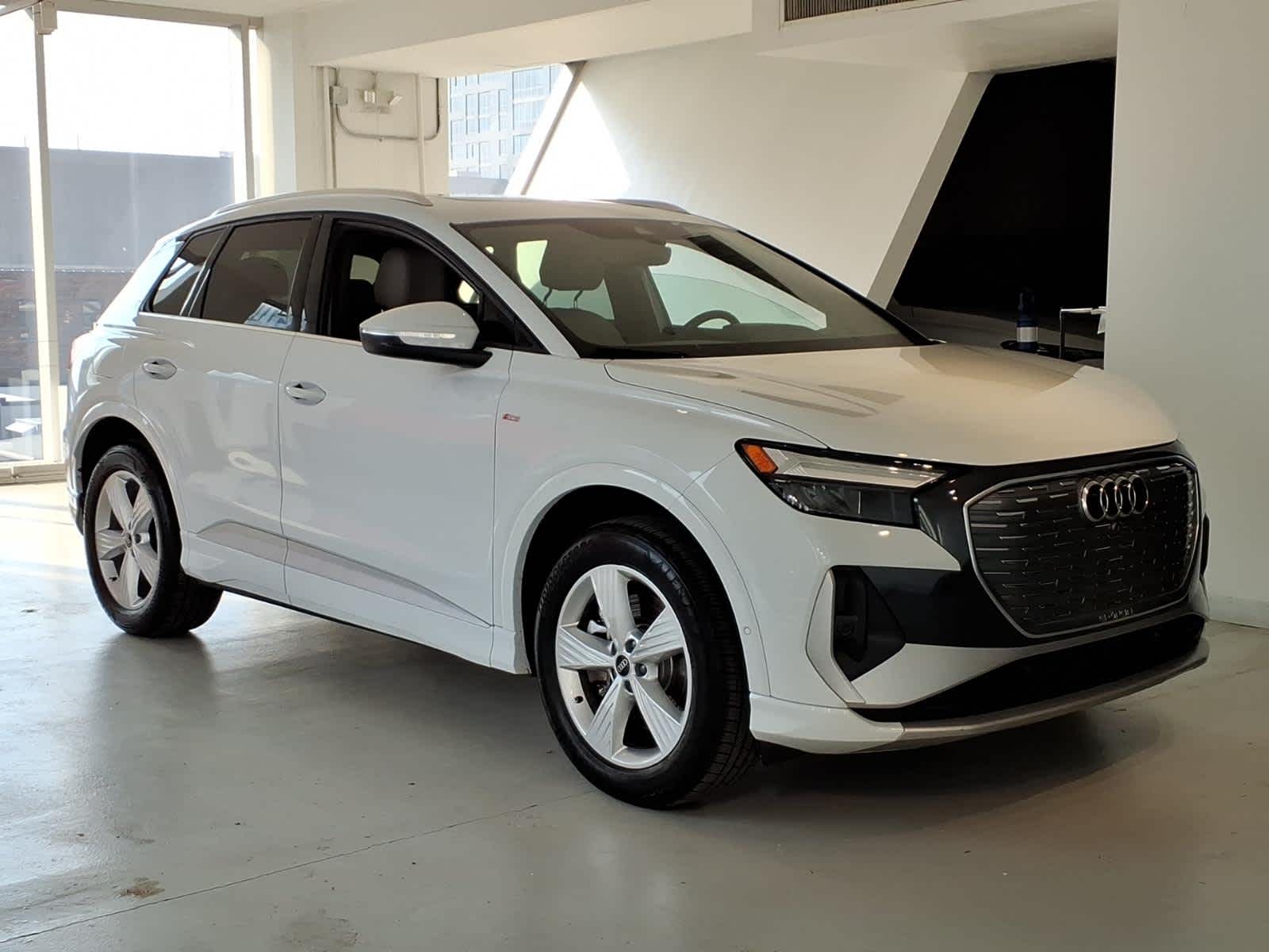 2024 Audi Q4 e-tron Premium Plus 50 quattro