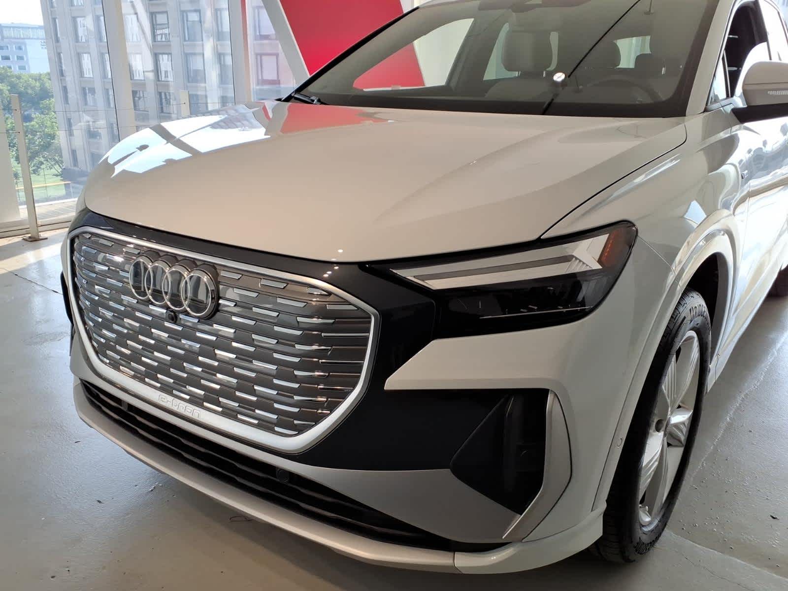 2024 Audi Q4 e-tron Premium Plus 50 quattro