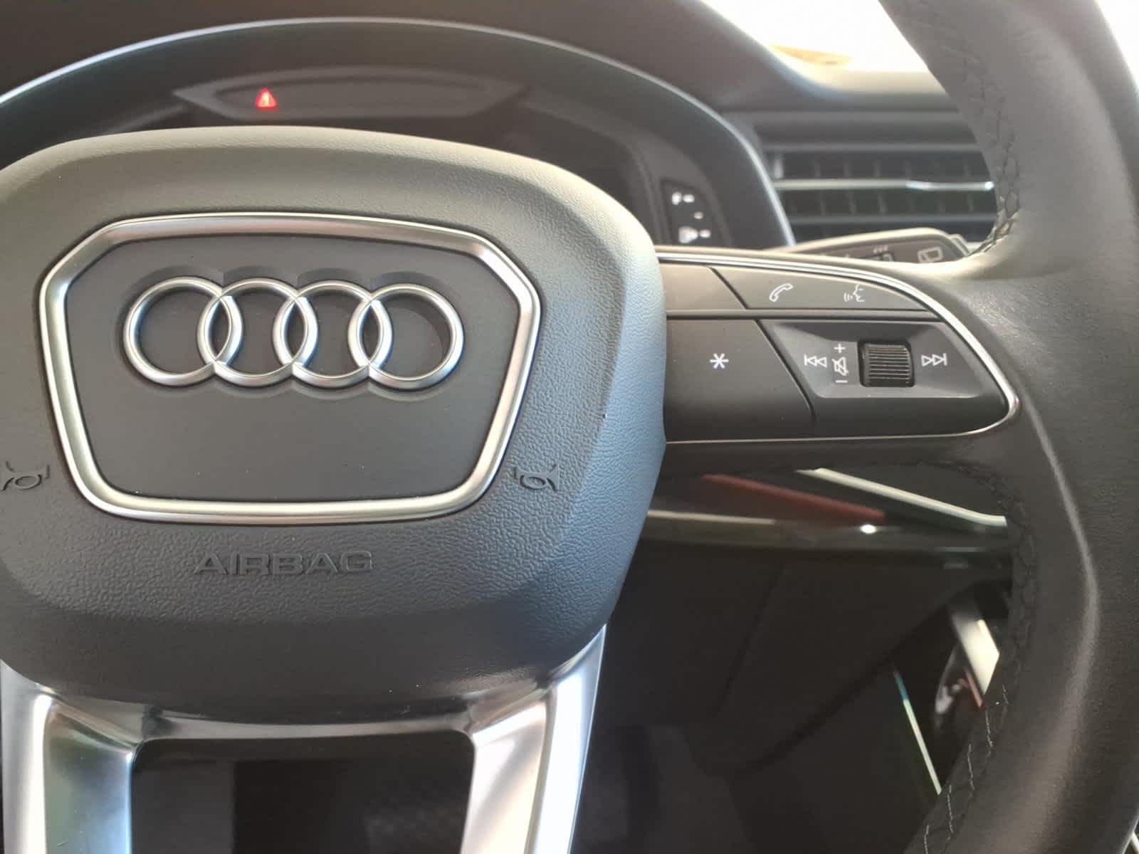 2023 Audi Q7 Premium Plus 45 TFSI quattro