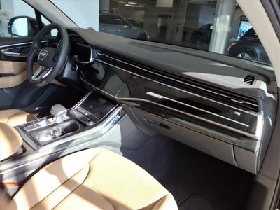 2023 Audi Q7 Premium Plus 45 TFSI quattro