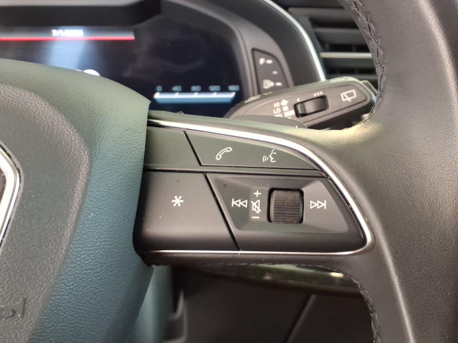 2023 Audi Q7 Premium Plus 45 TFSI quattro