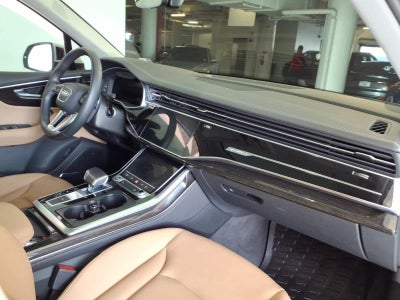 2023 Audi Q7 Premium Plus 45 TFSI quattro