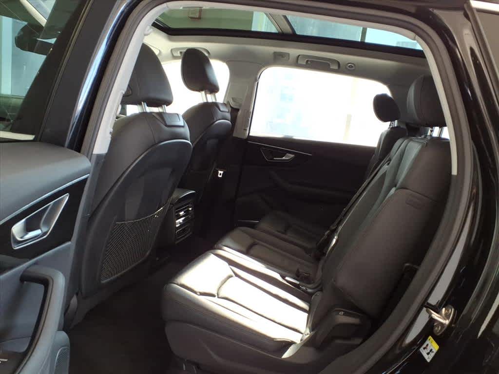 2023 Audi Q7 Premium Plus 45 TFSI quattro