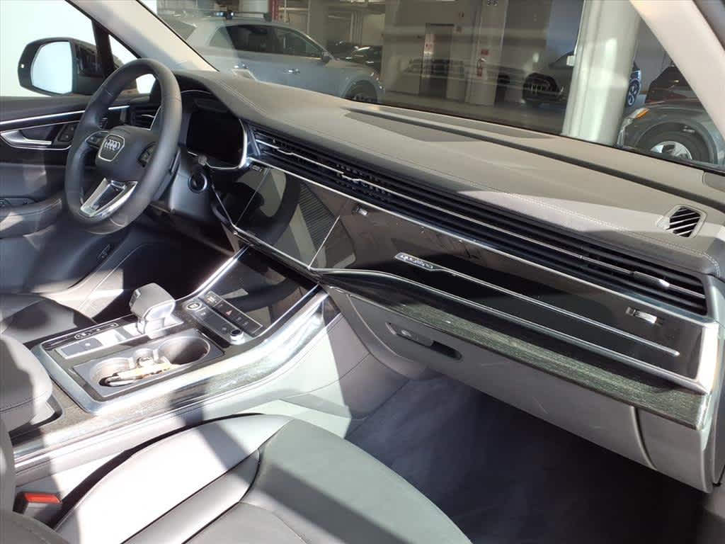 2023 Audi Q7 Premium Plus 45 TFSI quattro
