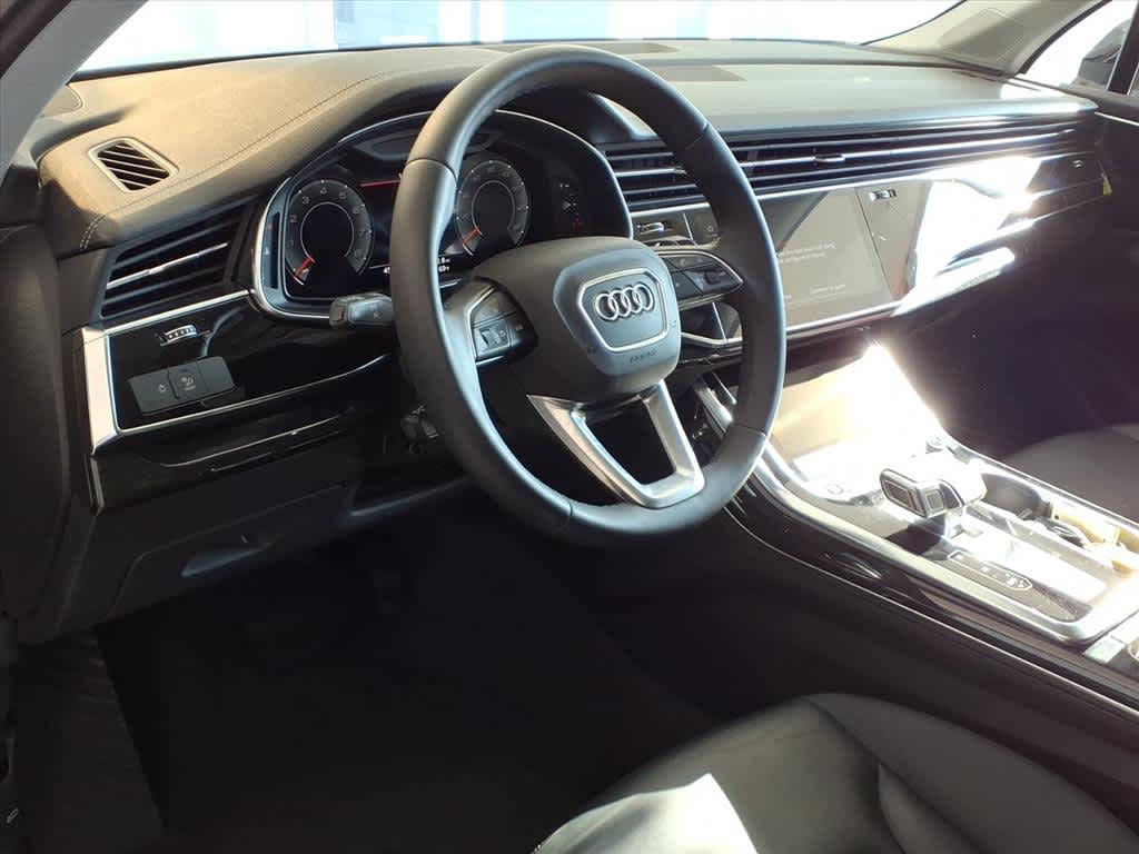 2023 Audi Q7 Premium Plus 45 TFSI quattro