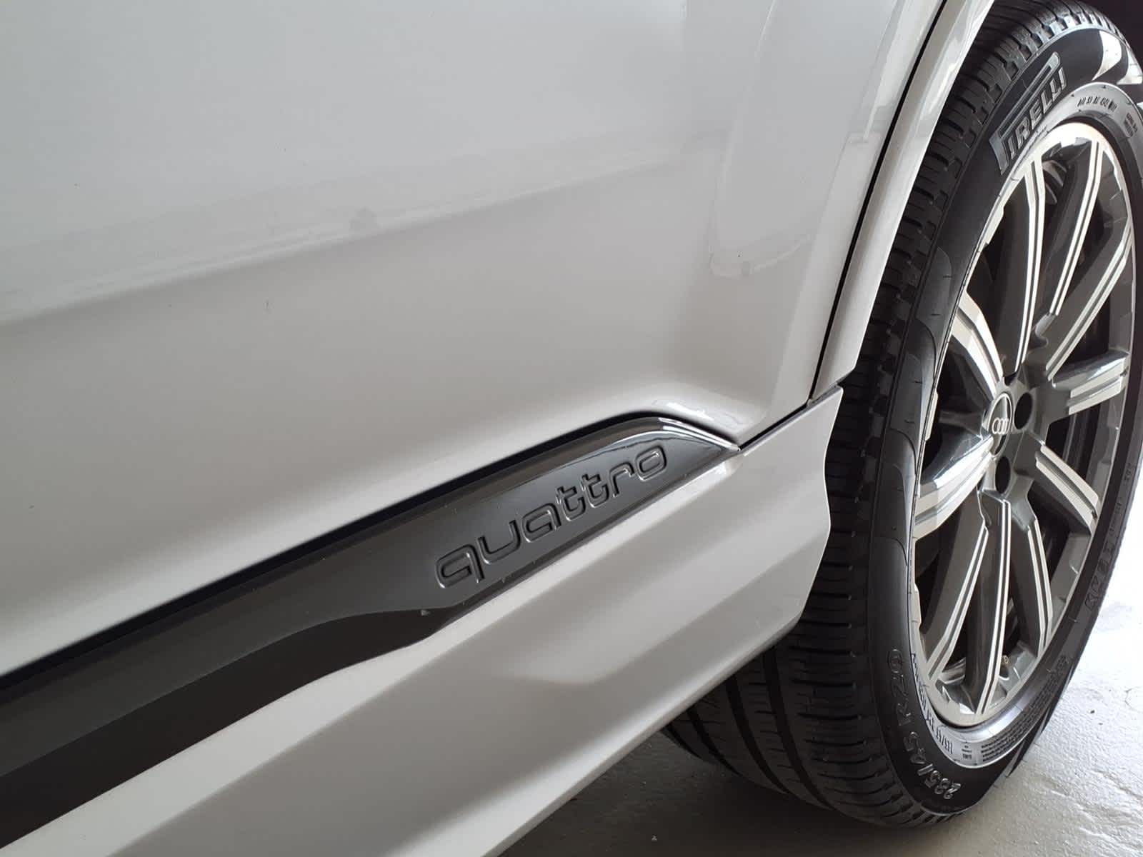 2022 Audi Q7 Premium Plus 45 TFSI quattro