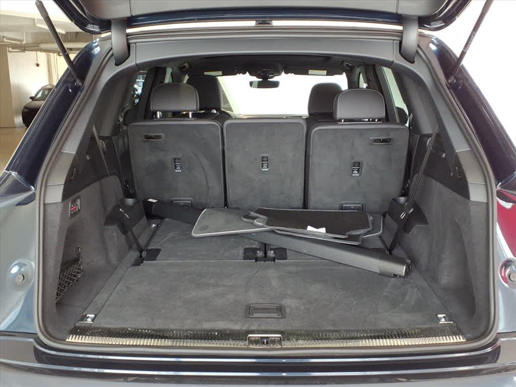 2025 Audi Q7 Premium Plus 55 TFSI quattro