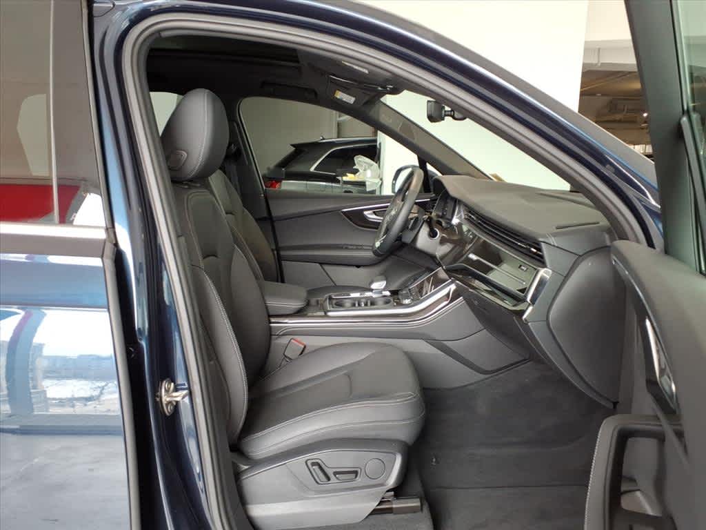 2025 Audi Q7 Premium Plus 55 TFSI quattro