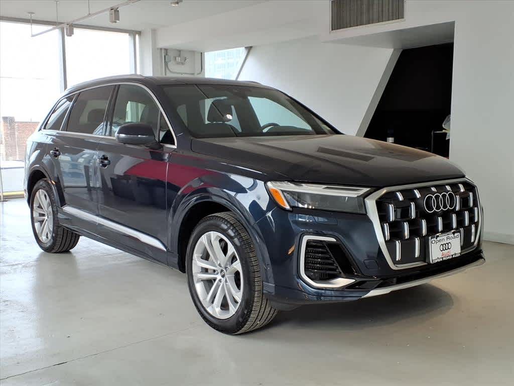 2025 Audi Q7 Premium Plus 55 TFSI quattro