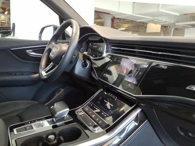 2023 Audi Q7 Premium Plus 55 TFSI quattro