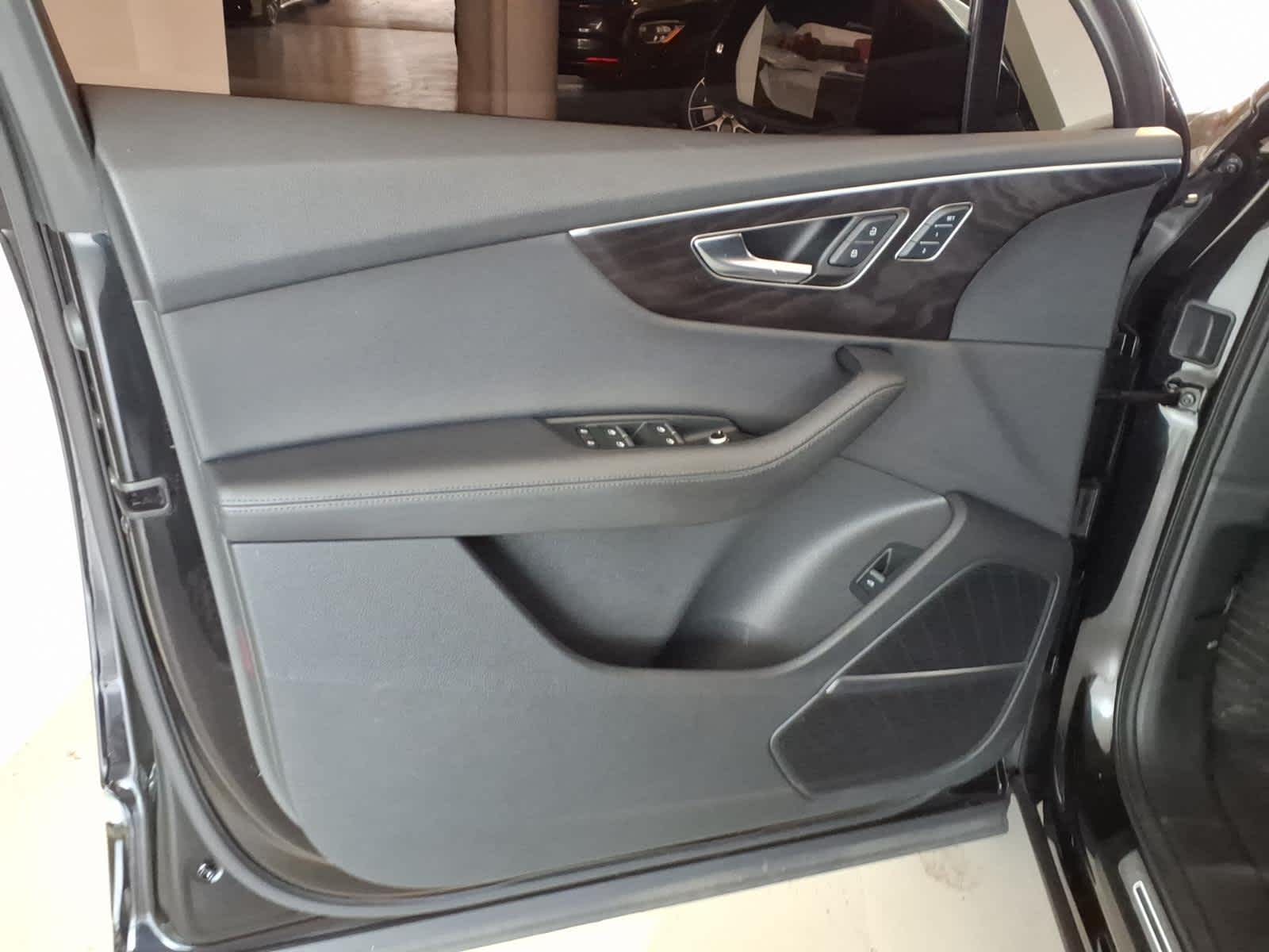 2023 Audi Q7 Premium Plus 55 TFSI quattro