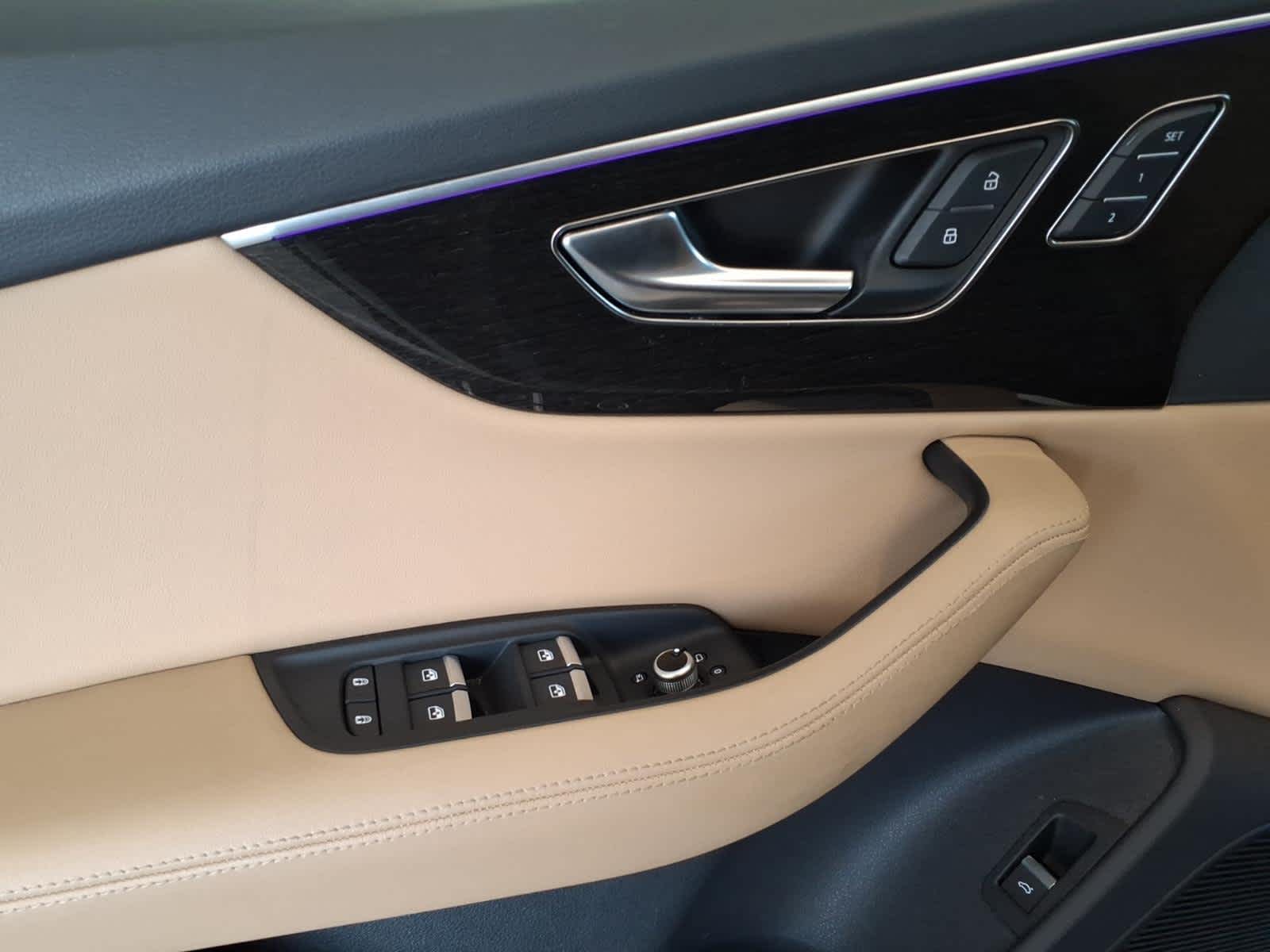 2023 Audi Q7 Premium Plus 55 TFSI quattro