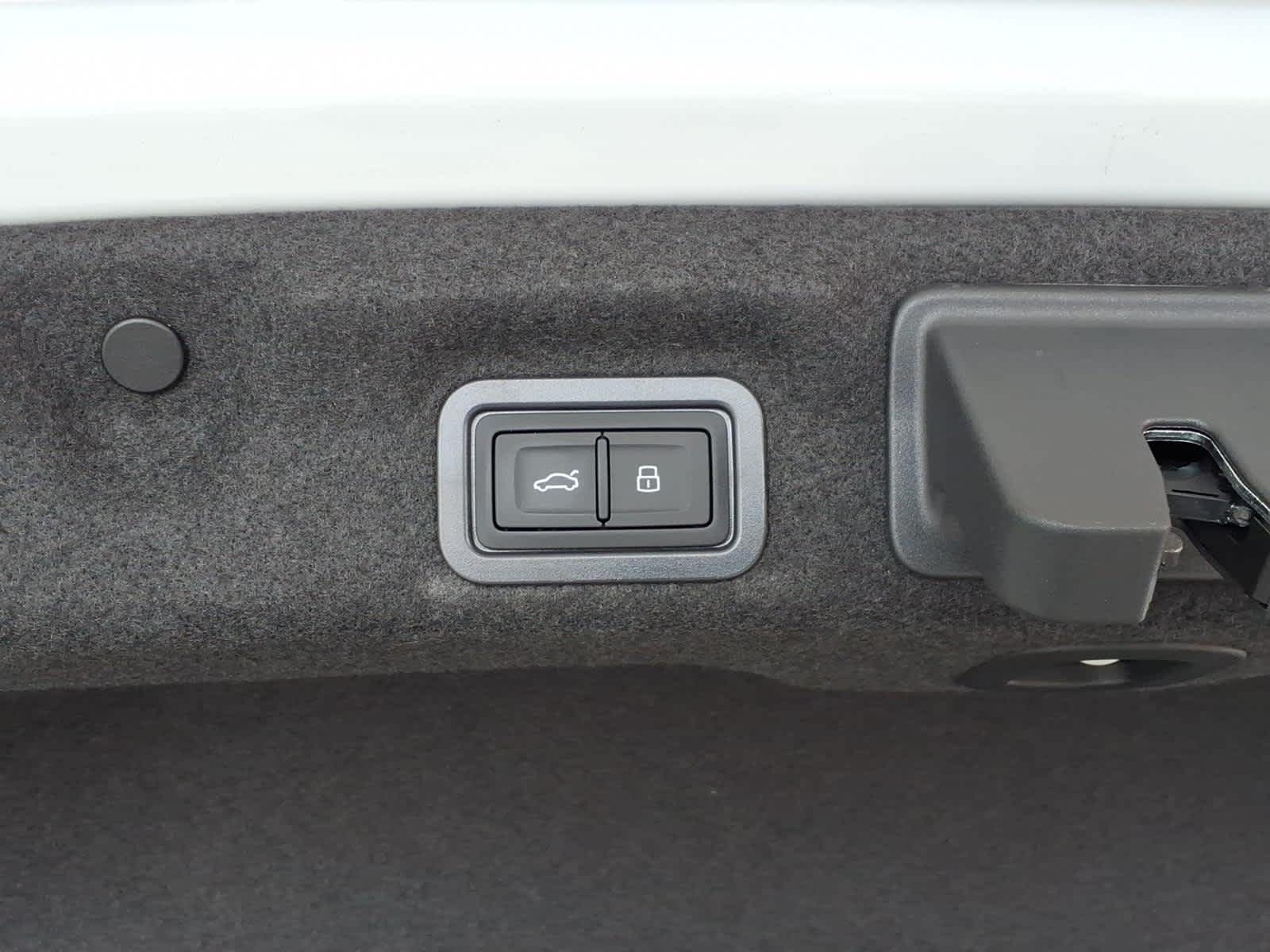 2026 Audi A6 Premium Plus quattro