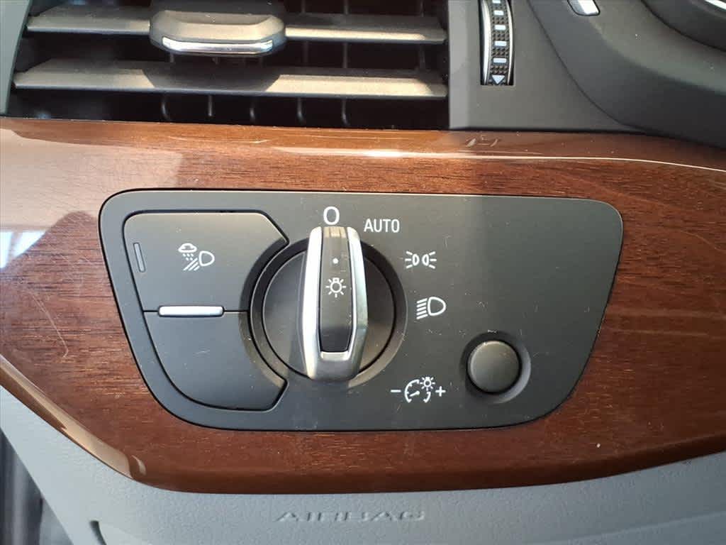 2023 Audi A4 Premium 40 TFSI quattro