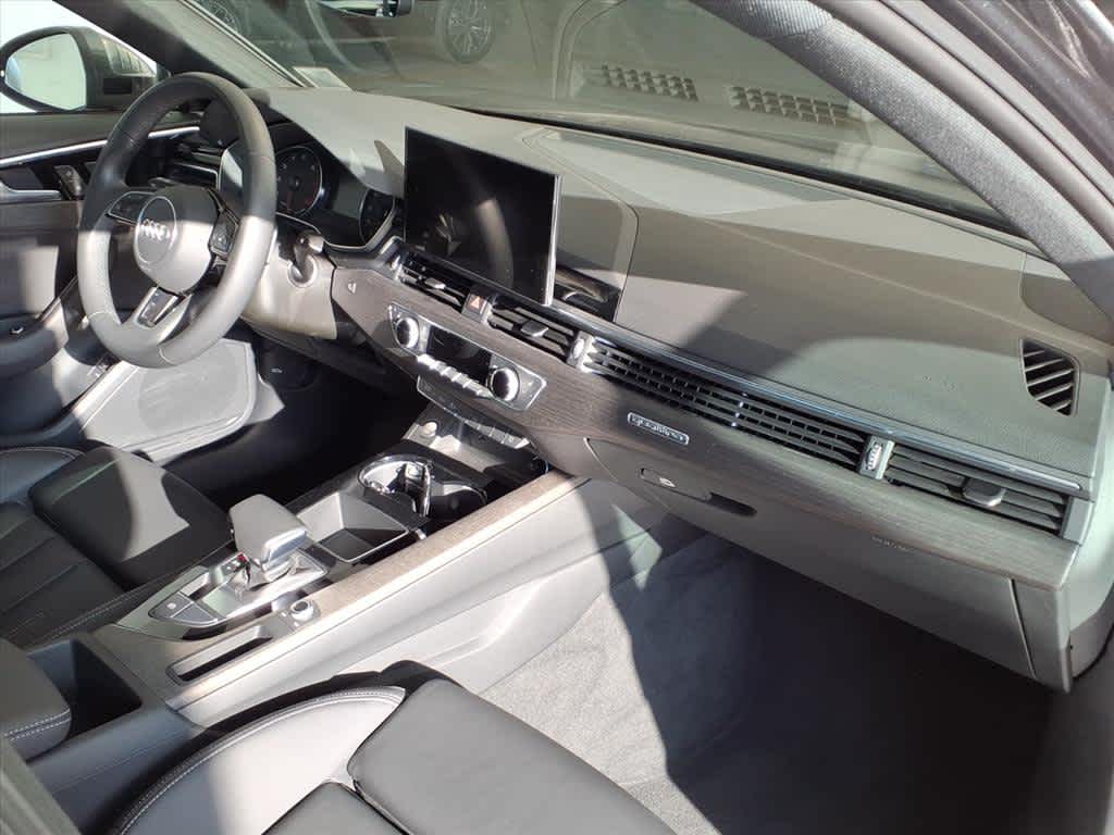 2023 Audi A4 S line Premium 45 TFSI quattro