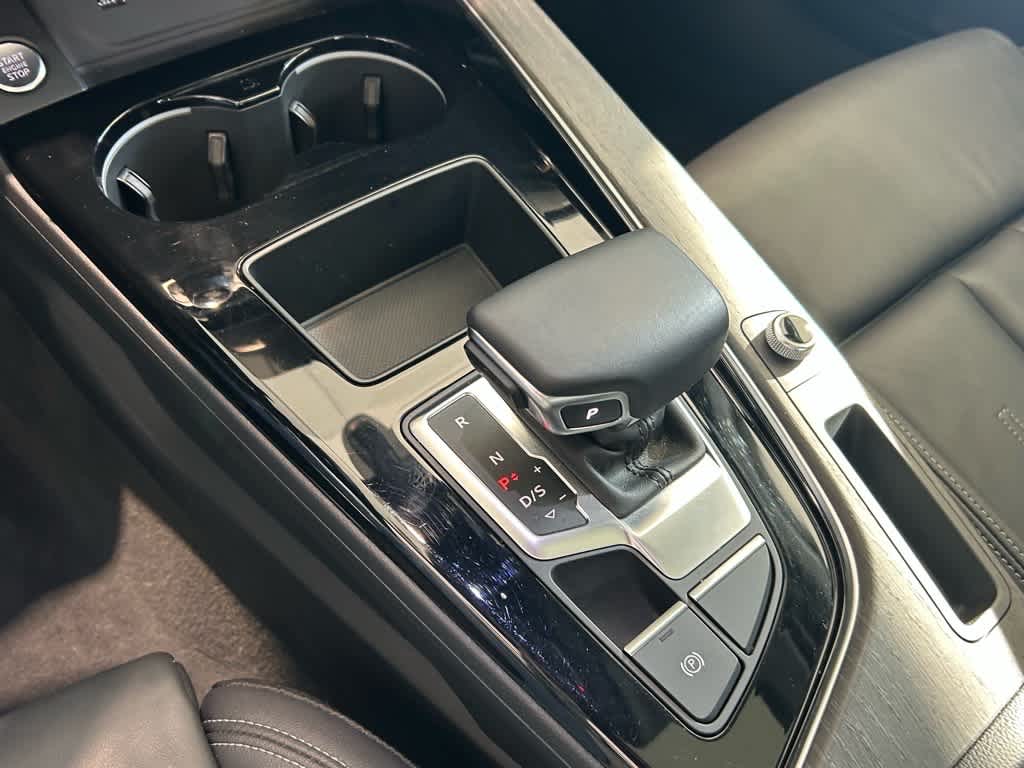 2023 Audi A4 S line Premium 45 TFSI quattro