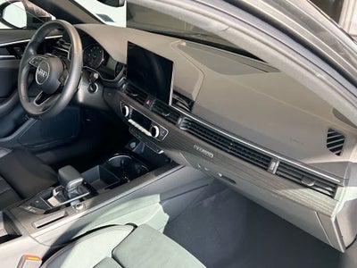 2023 Audi A4 S line Premium 45 TFSI quattro