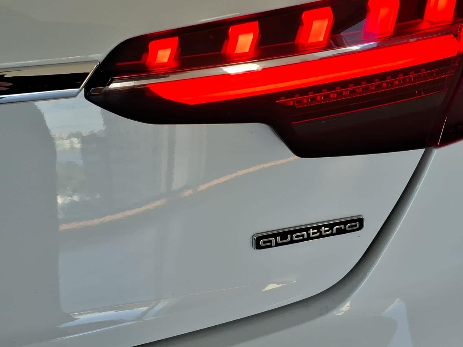 2023 Audi A4 S line Premium Plus 45 TFSI quattro