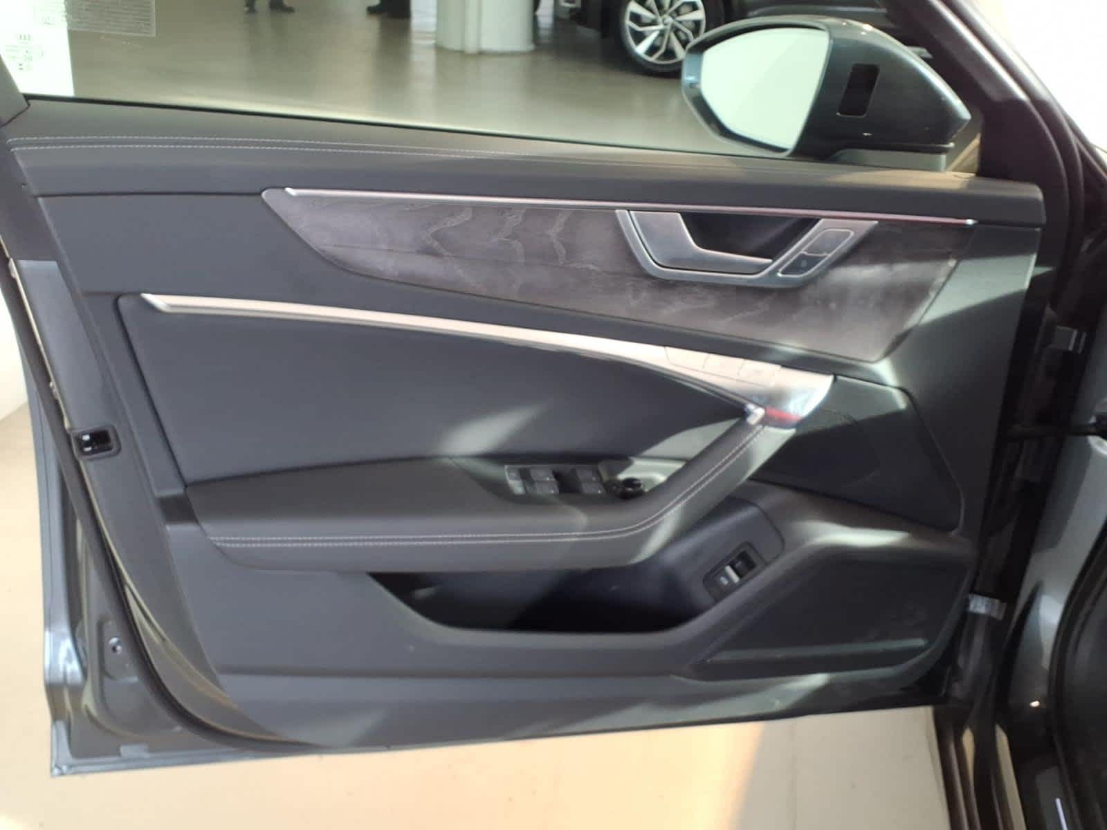 2025 Audi A6 Premium Plus 55 TFSI quattro