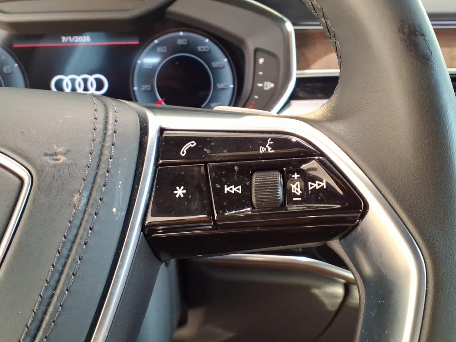 2025 Audi A8 L 55 TFSI quattro