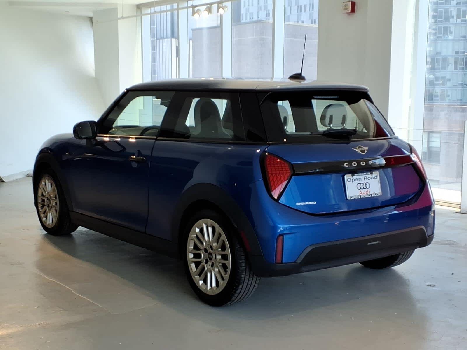 2025 MINI Hardtop 2 Door Cooper S FWD