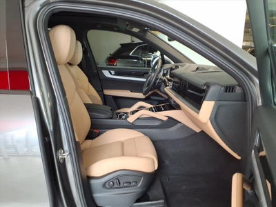 2025 Porsche Cayenne E-Hybrid AWD