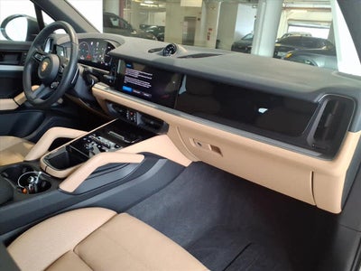 2025 Porsche Cayenne E-Hybrid AWD