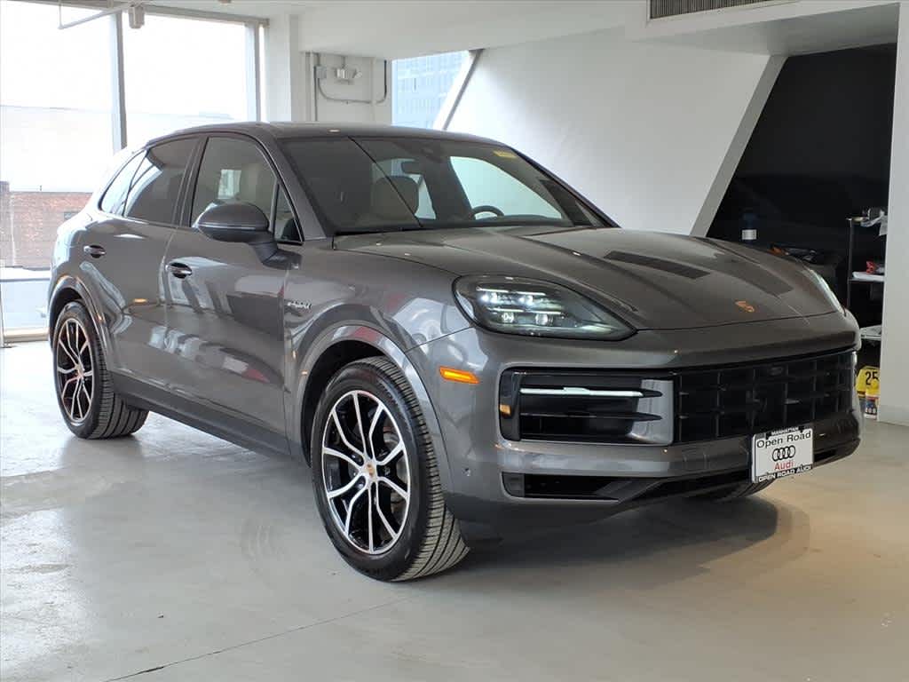 2025 Porsche Cayenne E-Hybrid AWD